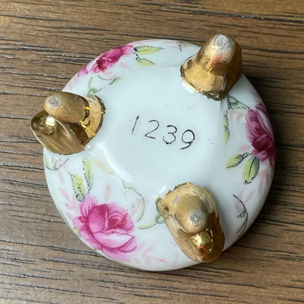 Floral Porcelain Footed Trinket Box Vtg Mini Lidded Bowl Roses Gold Gilt 1239